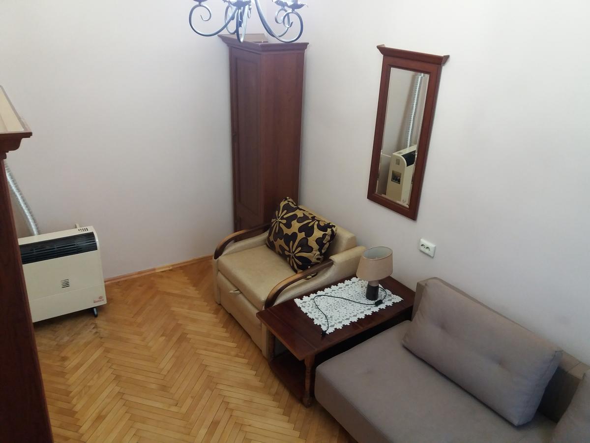 Pylnykarska 6 * Львів